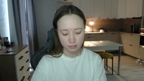 _lalune_ online show from 02.04.26