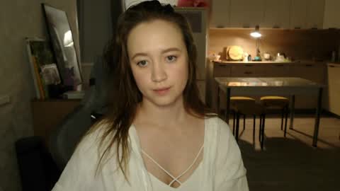 _lalune_ online show from 03.30.26