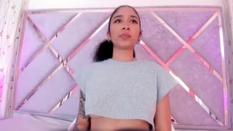 Lanna  online show from 12.31.24