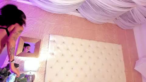 Lanna  online show from 02.13.25