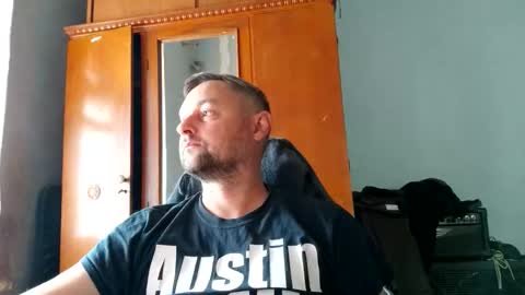 Snapshot of _lastjedi_ chatting on 09.29.25 OBI-WAN online show from 09.29.25