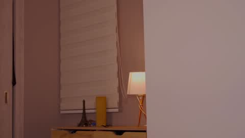 Alejandra suescun online show from 12.15.24