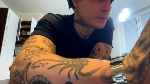 Layne online show from 01.10.26