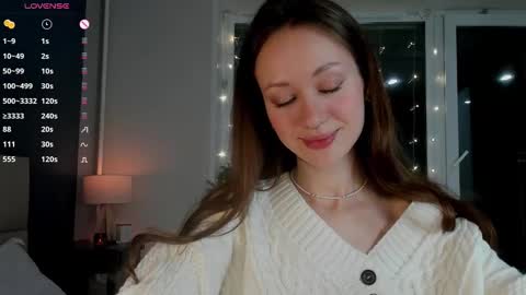 Snapshot of _leksi_ chatting on 12.13.24 leksi online show from 12.13.24