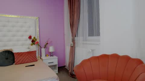 Lena Paul online show from 02.25.25