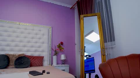 Lena Paul online show from 09.10.25