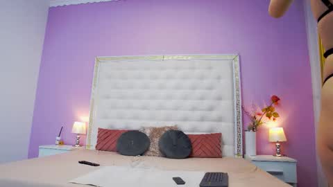 Lena Paul online show from 10.06.25