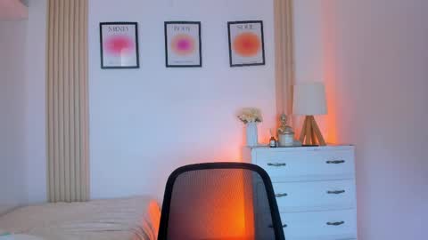 Lia 3 online show from 04.09.26