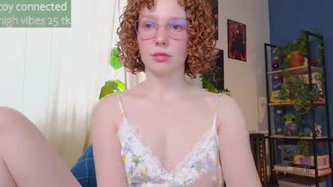 Salome   Lovense always on from 5 tk   My content and your custom requests  online show from 02.12.25