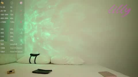 _lillilly_ online show from 06.22.26