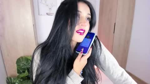 Snapshot of _lina7 chatting on 10.10.25 Lina. online show from 10.10.25
