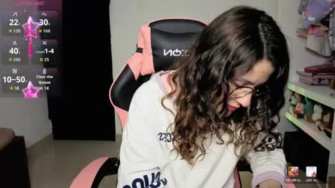 Lindasy online show from 04.22.26