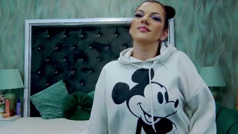 Snapshot of _lissa_ann_ chatting on 03.07.25 Lisa online show from 03.07.25