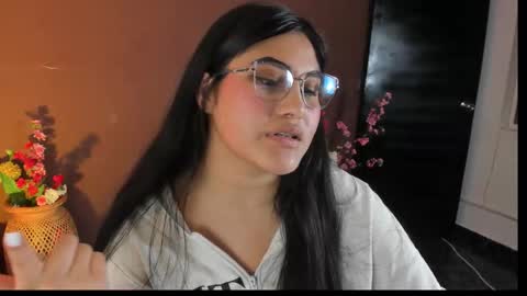 Ivy 3 online show from 12.02.25