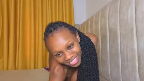 Littlevenus online show from 11.07.25