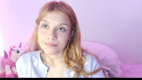 Snapshot of _lloou_ chatting on 04.28.26 Sofia 3 online show from 04.28.26