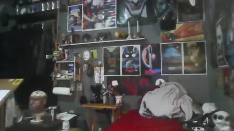 That guy online show from 11.08.25