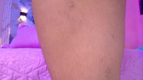 Lorrayne online show from 11.24.25