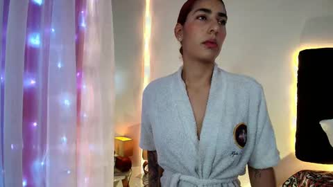 Lorrayne online show from 03.28.26