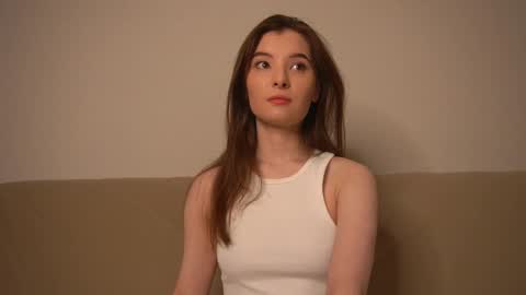 Snapshot of _lovelyen chatting on 01.02.25 Alice online show from 01.02.25