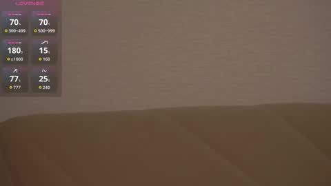 Snapshot of _lovelyen chatting on 10.08.25 Alice online show from 10.08.25