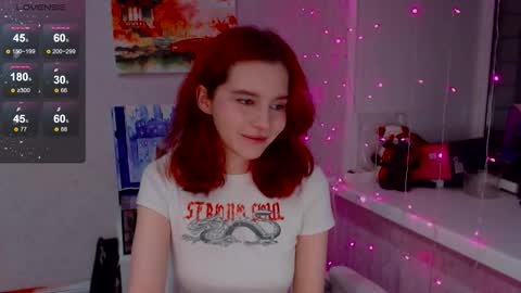 Snapshot of _lovelylu_ chatting on 09.14.25 Lu online show from 09.14.25