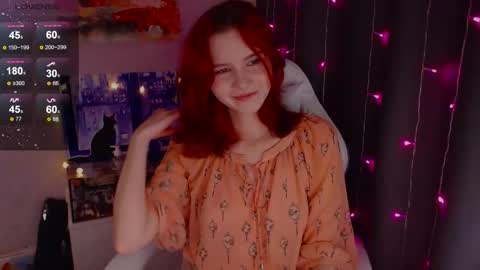 Snapshot of _lovelylu_ chatting on 09.25.25 Lu online show from 09.25.25