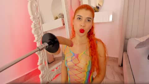 Mia  online show from 06.02.26