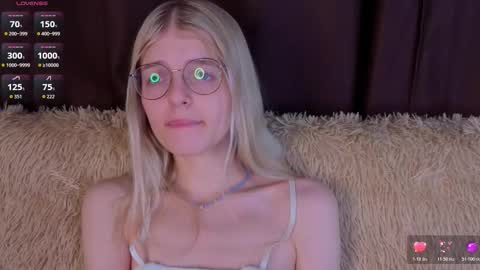 Monica online show from 11.05.25