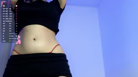 Snapshot of _luminika chatting on 07.24.26 Nika online show from 07.24.26