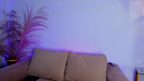  Luna  online show from 12.18.24