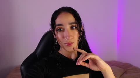  Luna  online show from 04.14.26