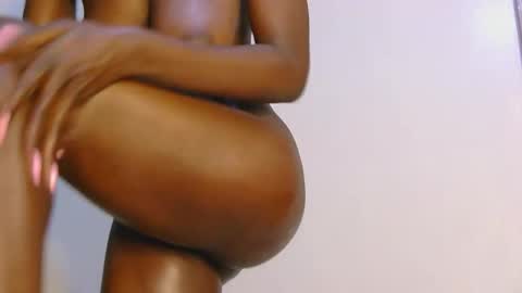 Luna online show from 11.30.25