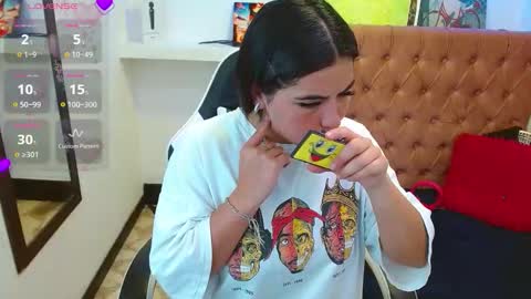 Snapshot of _luna_torres chatting on 11.28.25 luna torres online show from 11.28.25