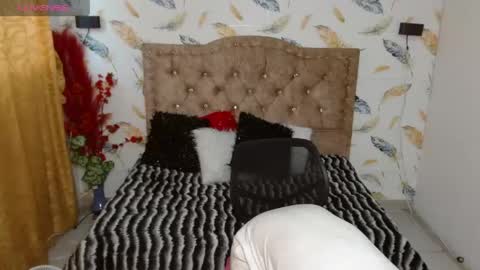 Luna Make me wet please  online show from 04.16.26