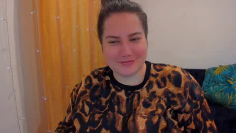 Snapshot of _madalexa_ chatting on 12.24.24 Alexa online show from 12.24.24