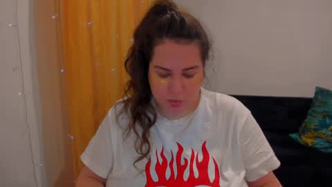 Snapshot of _madalexa_ chatting on 12.29.24 Alexa online show from 12.29.24