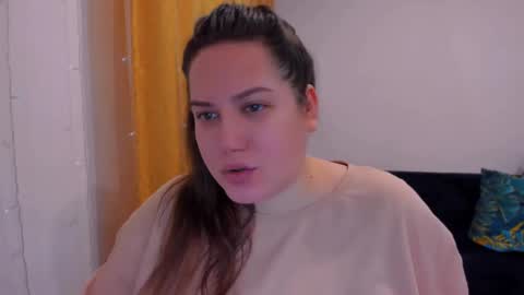 Snapshot of _madalexa_ chatting on 02.13.25 Alexa online show from 02.13.25