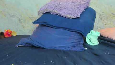 Maddy online show from 02.10.25