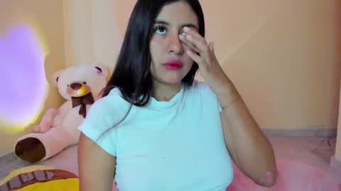 Maia online show from 10.05.25