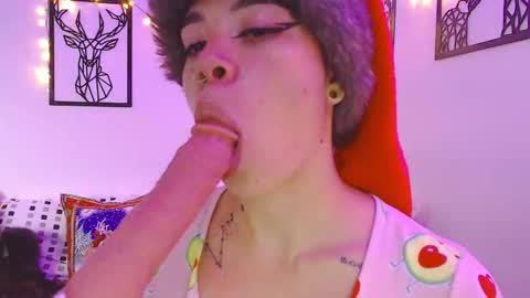 Snapshot of _marcela_wi chatting on 12.19.24 Marce  online show from 12.19.24