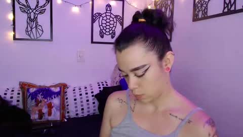 Snapshot of _marcela_wi chatting on 01.08.25 Marce  online show from 01.08.25