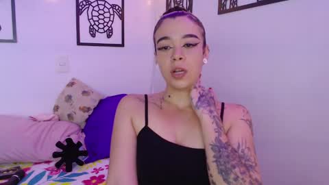 Snapshot of _marcela_wi chatting on 01.21.25 Marce  online show from 01.21.25