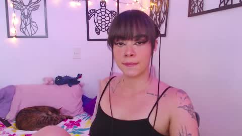 Snapshot of _marcela_wi chatting on 02.18.25 Marce  online show from 02.18.25