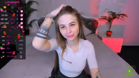 Eva  online show from 01.04.25