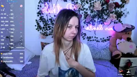 Snapshot of _mari_so chatting on 01.12.26 Scarlett online show from 01.12.26