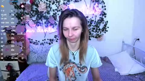 Snapshot of _mari_so chatting on 01.14.26 Scarlett online show from 01.14.26