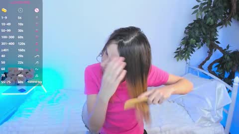 Snapshot of _mari_so chatting on 02.04.26 Scarlett online show from 02.04.26