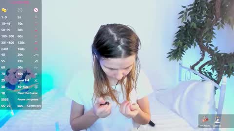 Snapshot of _mari_so chatting on 02.25.26 Scarlett online show from 02.25.26