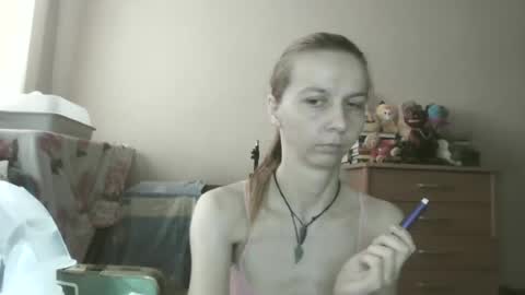 Snapshot of _mari_so chatting on 06.26.26 Scarlett online show from 06.26.26